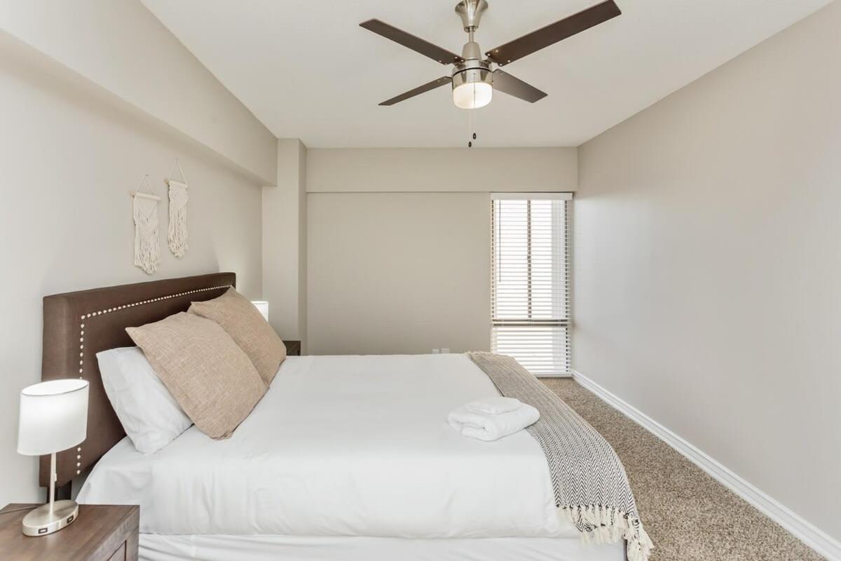 Bargain Memphis Apartment W Hdtv & Wifi Екстер'єр фото