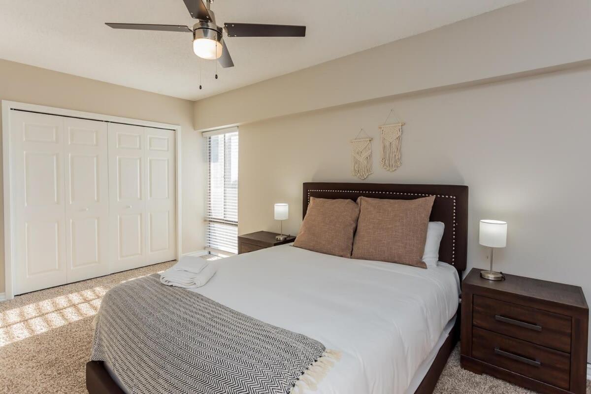 Bargain Memphis Apartment W Hdtv & Wifi Екстер'єр фото