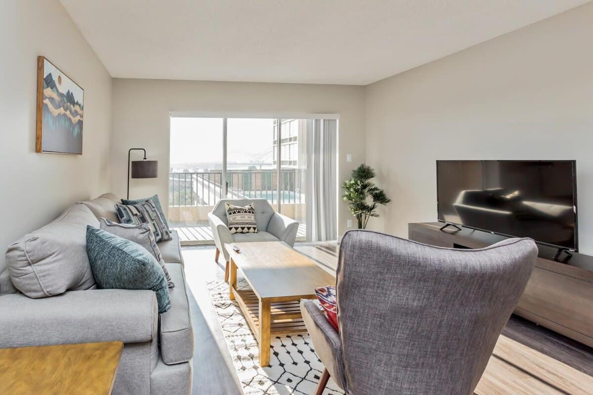 Bargain Memphis Apartment W Hdtv & Wifi Екстер'єр фото